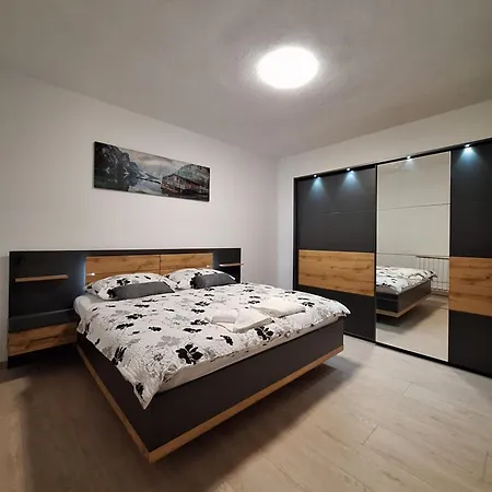 Apartma Kanal